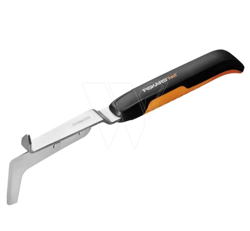 Fiskars xact touching knife for grout